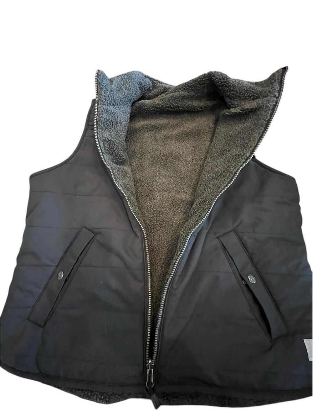 Carhartt Vest Womens Size L  Reversible Utility Rain Defender Black Sherpa Line - Picture 5 of 5